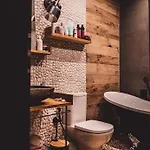 Dakota Forest Retreat Villa