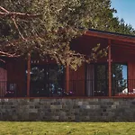 Dakota Forest Retreat Villa *