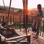 Dakota Forest Retreat Villa *