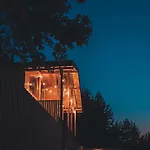 Dakota Forest Retreat * Tsigov Chark