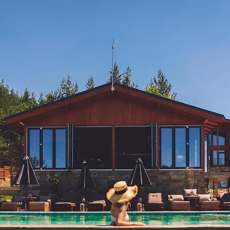 Villa Dakota Forest Retreat *