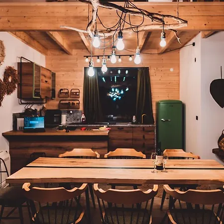 Dakota Forest Retreat Villa *
