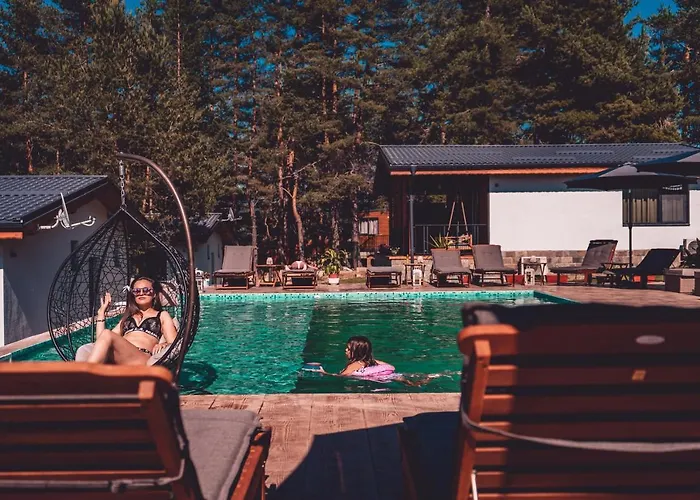 Villa Dakota Forest Retreat