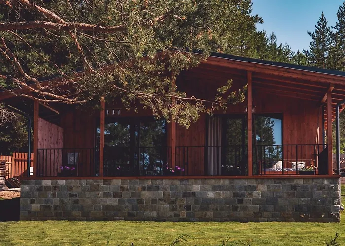 Dakota Forest Retreat Villa *