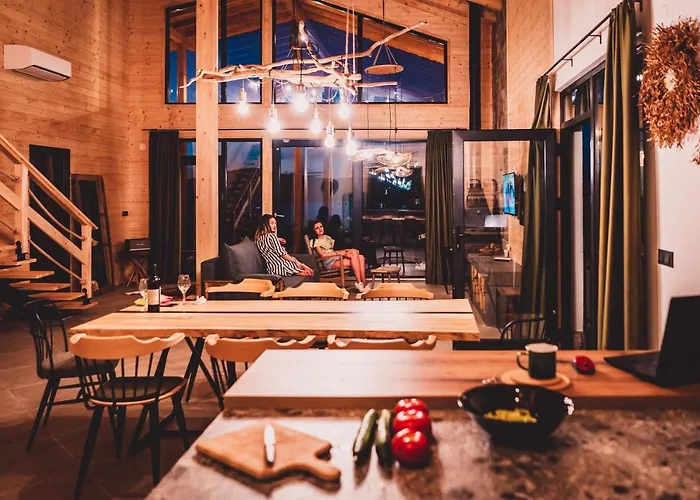 Dakota Forest Retreat Villa