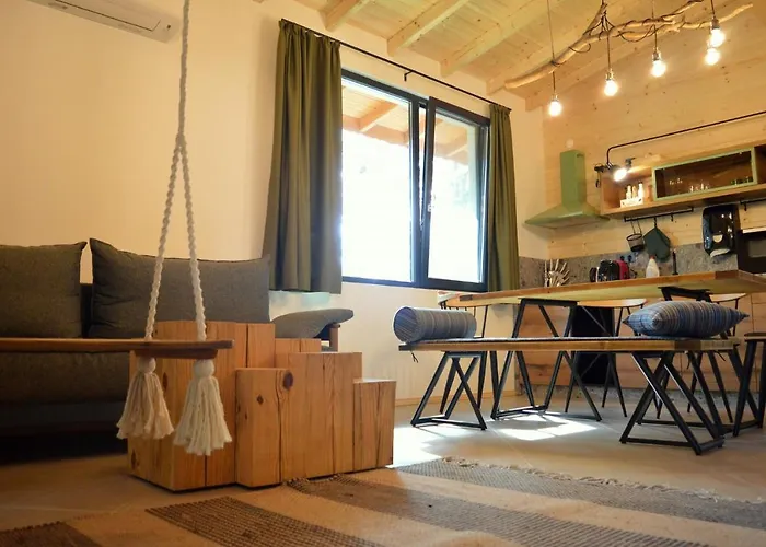 Dakota Forest Retreat *