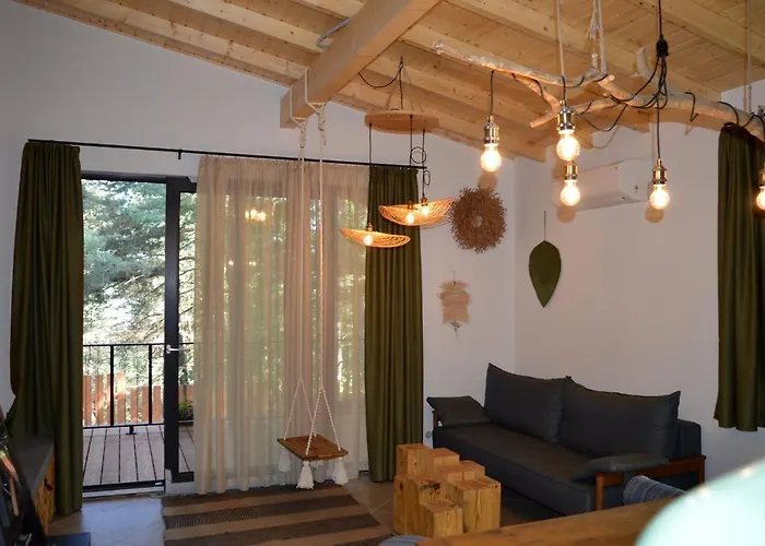 Villa Dakota Forest Retreat