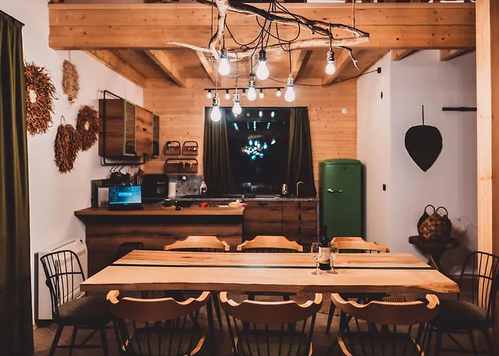 Dakota Forest Retreat Villa *